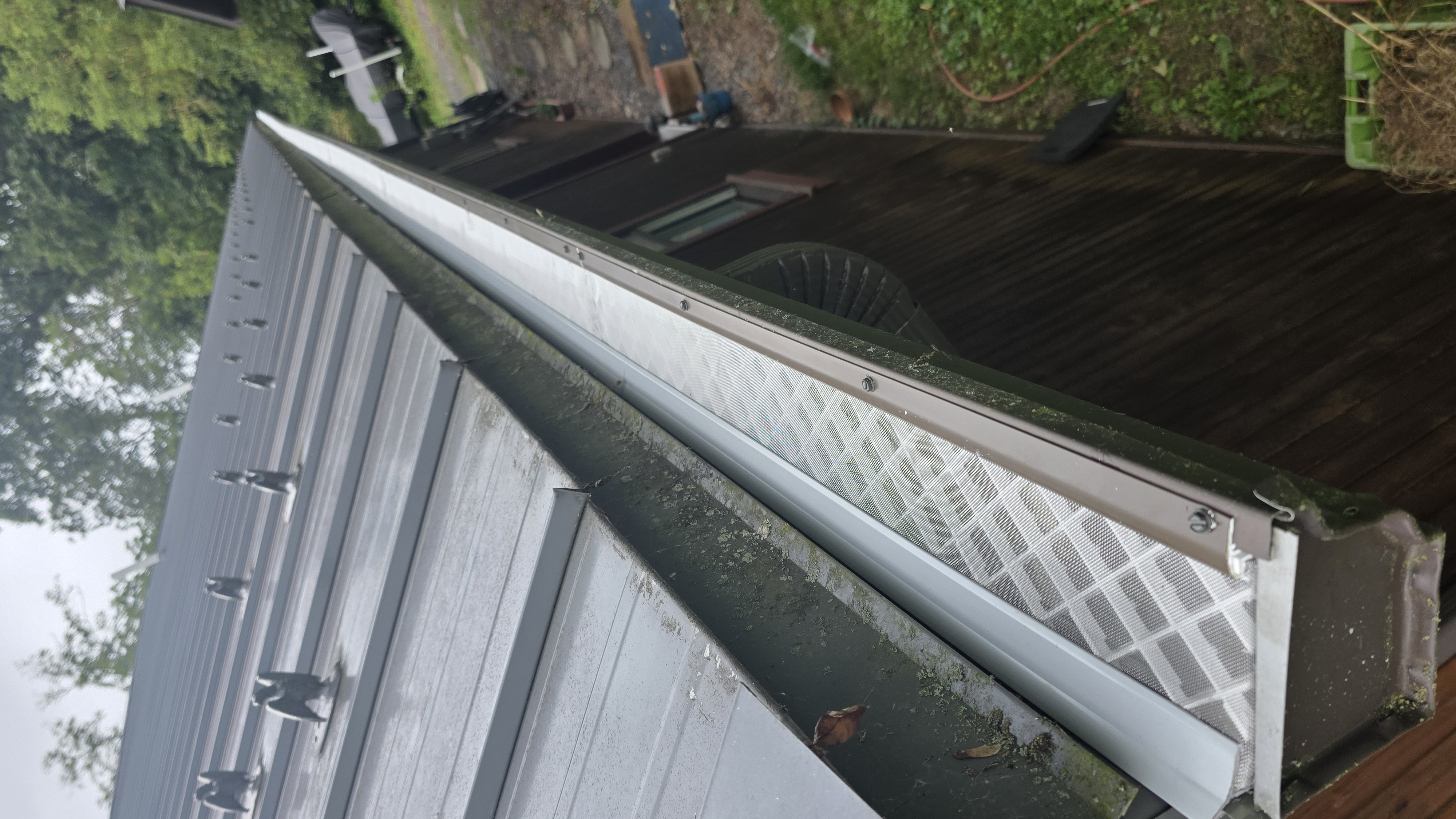 Gutter Cleaning in Upper Black Eddy, PA